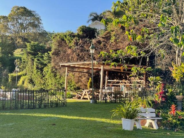 Hermosa Casa Campestre En El Lago Calima Villa Madronal Esterno foto